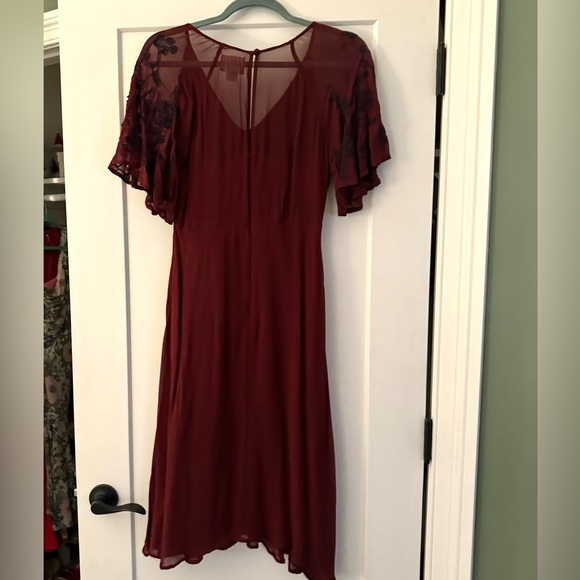 Midi Anthropologie (Maeve) maroon dress with embroidery - Picture 2 of 4